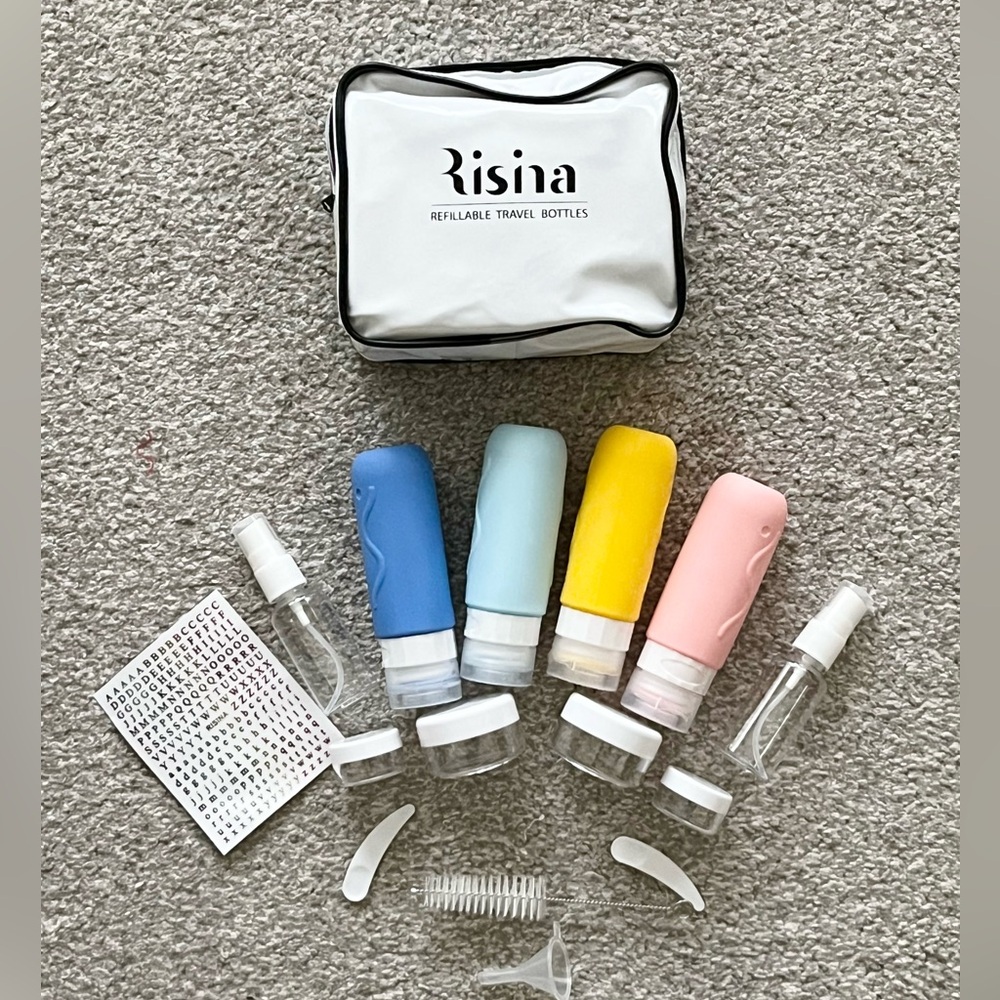 NWOT Travel Bundle. Face Bag for Makeup and Travel Bottle Kit - Picture 2 of 16